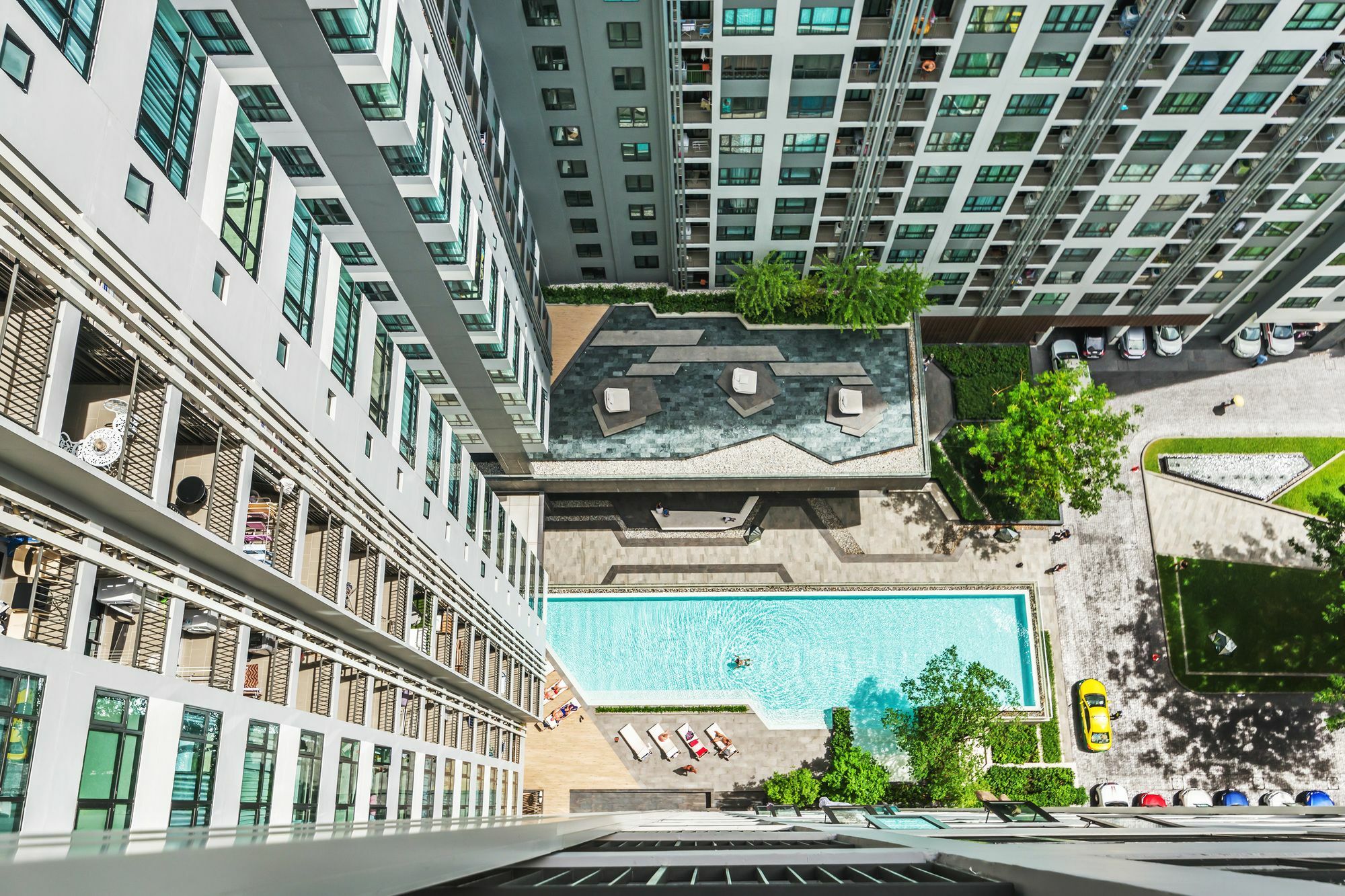 Favstay - The Base Central Pattaya Exteriör bild